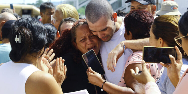 Régimen de Maduro confirmó la liberación de otras 103 personas detenidas tras las elecciones