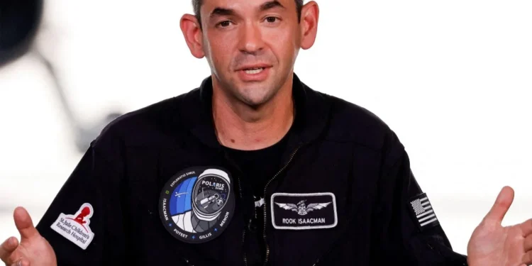 Trump nombra al multimillonario Jared Isaacman para dirigir la NASA