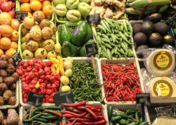 Alimentos alcanzaron en noviembre los niveles más altos desde abril de 2023