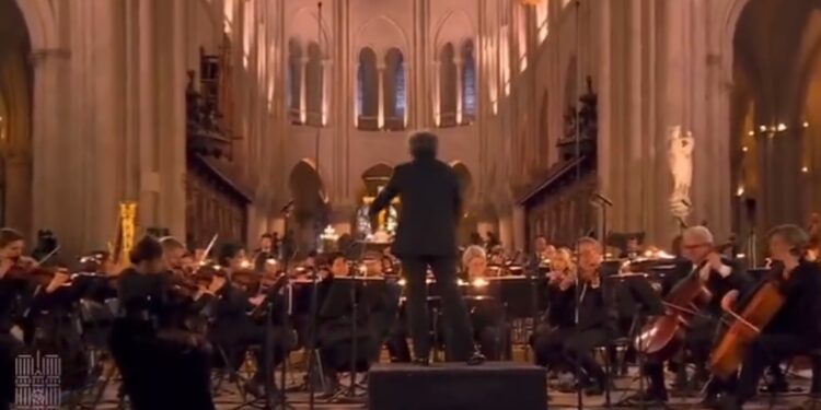 Gustavo Dudamel brilló con la Filarmónica de Radio Francia en la reapertura de Notre Dame