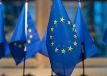 UE dispuesta a trabajar por la paz en Siria, tras la caída de Bashar Al Asad