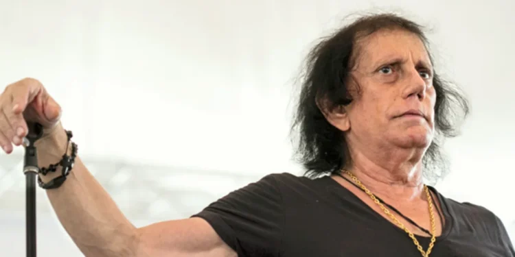 Fallece a los 81 años el icónico cantante Trino Mora