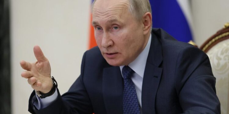 Unión Europea aprueba sus primeras sanciones a Rusia por ataques híbridos