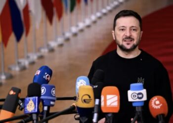 Zelenski pide unidad entre Europa y EEUU para «salvar a Ucrania»