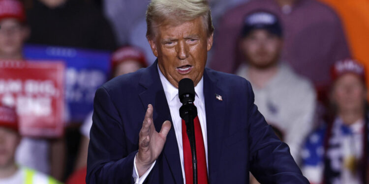 Donald Trump amenazó con exigir el control sobre el Canal de Panamá