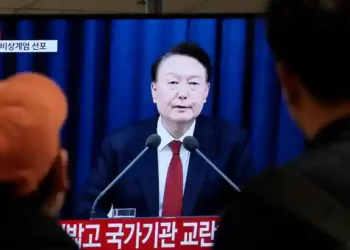 Tribunal de Corea del Sur emite orden de arresto contra el presidente destituido