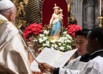 Papa Francisco celebra el Año Nuevo: «la esperanza del mundo está en la fraternidad»