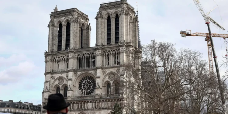 Dudamel dirigirá concierto de reapertura de Notre Dame