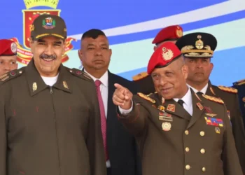 Nicolás Maduro incorporó milicianos a su seguridad personal porque ya no confía en que la Guardia de Honor Presidencial lo proteja