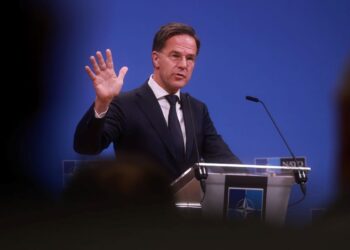 Jefe de la OTAN acusó a Putin de usar Ucrania como campo de pruebas de misiles experimentales