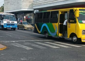 Transportistas proponen pasaje mínimo en $1 tras denunciar que nuevo aumento no es suficiente