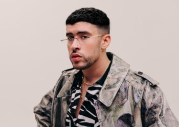 Bad Bunny anuncia el lanzamiento de su octavo álbum, ‘DeBÍ TiRAR MáS FOToS’, con 17 temas