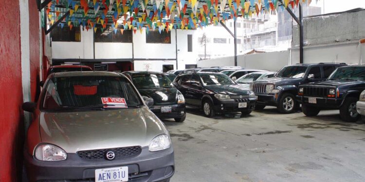 Economista venezolano proyecta fuerte aumento en la venta de vehículos en Venezuela en 2025