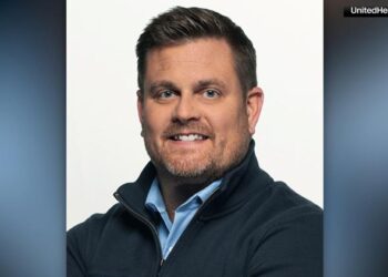 Asesinan en el centro de Manhattan al director ejecutivo de compañía de seguros de salud de Estados Unidos