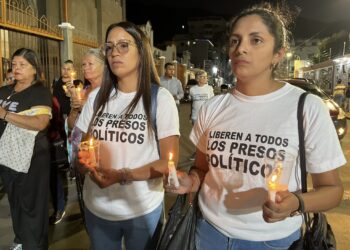 Familiares de presos políticos piden a la Iglesia católica abogar por su liberación