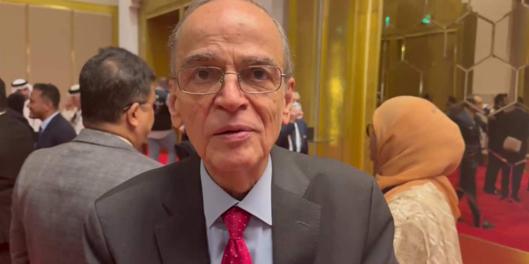 Líder de la oposición siria propone transición de 18 meses antes de elecciones