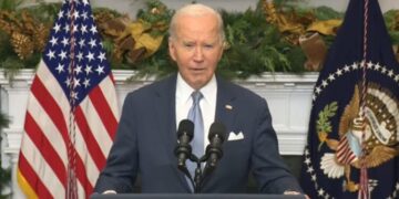 Biden afirma que derrocamiento en Siria de Bachar al Asad se debe a la debilidad de Irán y Rusia