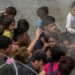 Unos 1.360 menores siguen sin ver a sus padres tras separación forzosa en frontera de EEUU
