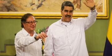 Gobierno Petro sí tendrá representación en el acto de posesión de Maduro, confirmó la Cancillería