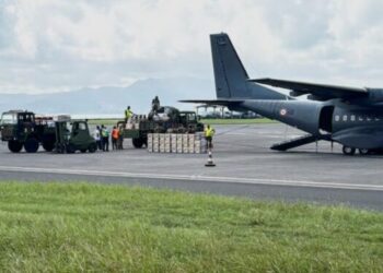 Francia activó un puente aéreo para llevar ayuda de emergencia a Mayotte tras el devastador paso del ciclón Chido