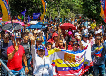 Chavismo convoca «grandes marchas» en Caracas y cinco estados del país para el 10 de enero