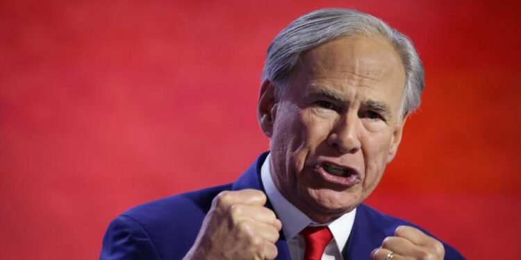 Gobernador de Texas propone ley para eliminar este beneficio a los migrantes