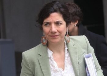 Chile mantiene servicios consulares en Venezuela, pero ratifica que hay dictadura