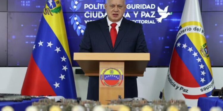 Diosdado Cabello anuncia el desmantelamiento de un “grupo muy peligroso” de “mercenarios”