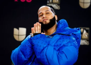 El Alfa anuncia retiro su retiro tras sufrir duro golpe: “No puedo ni estar despierto»