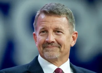 Erik Prince a María Corina Machado: «Manténganse firmes, Ya Casi Venezuela hará su parte»