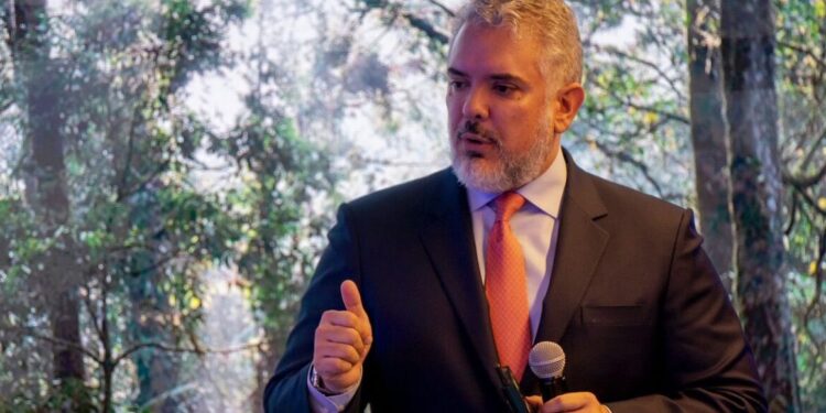 Iván Duque responde a Diosdado Cabello y afirma que el Tren de Aragua es una «estructura criminal» al servicio del régimen