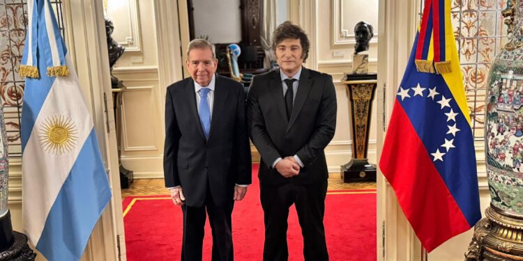 Edmundo González Urrutia ya se encuentra en la Casa Rosada (Foto y video)