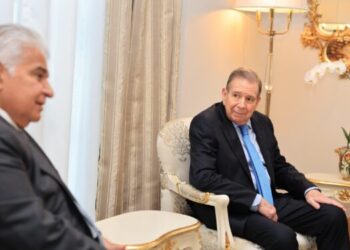 Edmundo González desde Panamá: “Continuaremos con esta lucha hasta que se respete la voluntad popular»