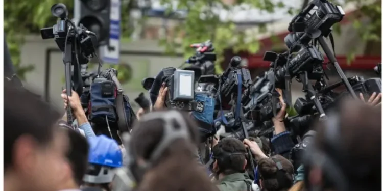 Violaciones a la libertad de expresión en Venezuela disminuyeron un 51,8 % en diciembre, según Espacio Público