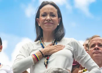 María Corina Machado: «Maduro tiene por delante la decisión sobre su final, si pretende quedarse por la fuerza, se encontrará con una situación tremendamente adversa»