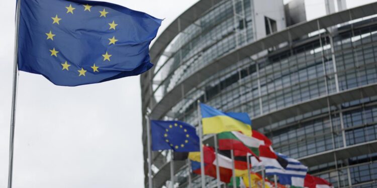 Unión Europea pide revocar decisión del régimen de limitar embajadas de tres países europeos: «profundiza el aislamiento internacional de Venezuela»