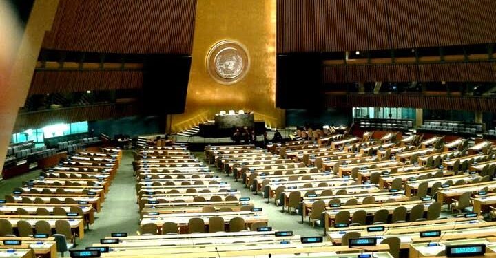 La ONU recuerda que los inmigrantes deportados tienen derecho a «dignidad y derechos»