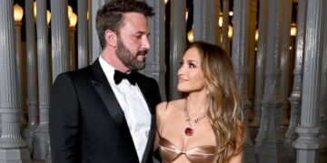Jennifer López y Ben Affleck están oficialmente divorciados