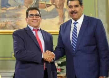 Embajador de Colombia en Venezuela defiende su asistencia a investidura de Maduro y lo reconoce como presidente electo