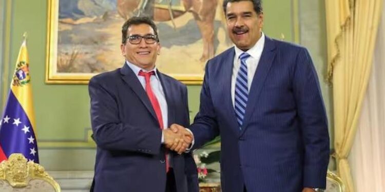 Embajador de Colombia en Venezuela defiende su asistencia a investidura de Maduro y lo reconoce como presidente electo