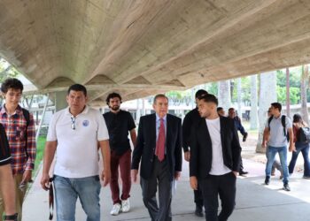 Movimientos estudiantiles universitarios desconocen ilegítima posesión de Maduro