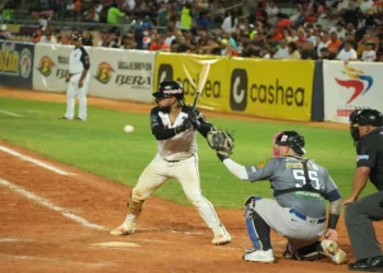 Tigres blanquea a las Águilas en Maracay