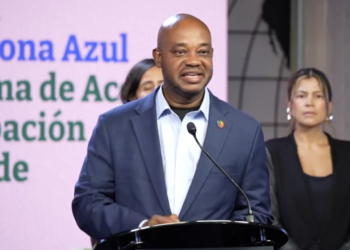 Canciller de Colombia aclara que la presencia de su embajador en toma de posesión de Maduro no implica reconocimiento al régimen