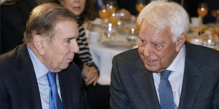 Felipe González recrimina a la UE su postura “no coherente» sobre Venezuela y la tiranía de Maduro