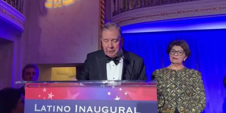 Edmundo González participó en la gala previa a la investidura de Trump