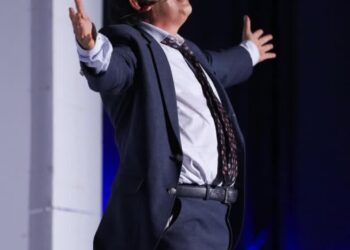 Sangre en el diván celebra 10 años con su regreso a las tablas