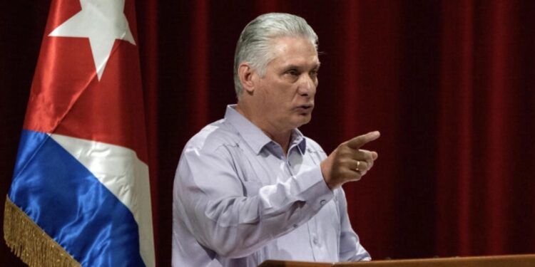 Díaz-Canel calificó de «burla» la decisión de Trump de volver a incluir a Cuba en la lista de patrocinadores del terrorismo