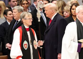Trump exige disculpas a obispa que le pidió tener “misericordia” de personas LGBTQ+ y migrantes
