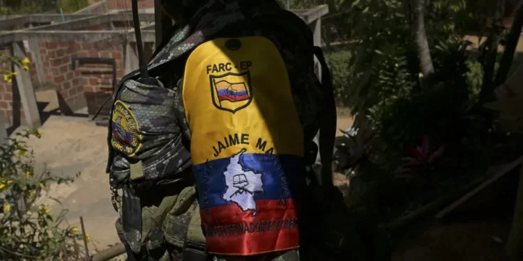 34 integrantes de disidencias de las Farc se entregan al Ejército en el Catatumbo