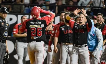 Cardenales resurge de las cenizas al vencer a Bravos y se coloca a un juego del triunfo